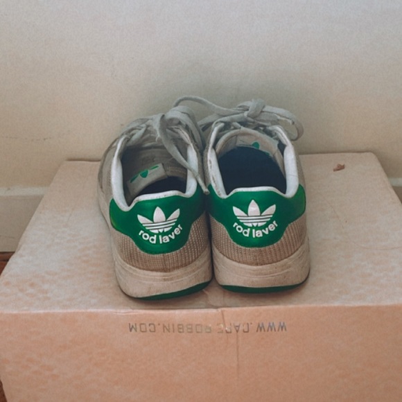 Adidas - Picture 4 of 5